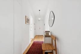 Ready to move! 3 Room Family Home with Spacious Kitchen on Helmholtzplatz Ready to move! 3 Room Family Home with Spacious Kitchen on Helmholtzplatz