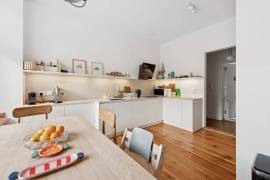 Ready to move! 3 Room Family Home with Spacious Kitchen on Helmholtzplatz Ready to move! 3 Room Family Home with Spacious Kitchen on Helmholtzplatz