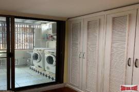 Beautiful 3-Storey House in Phrom Phong - 4 Bedrooms and 6 Bathrooms for Sale in Phrom Phong Area of Bangkok