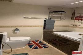 Beautiful 3-Storey House in Phrom Phong - 4 Bedrooms and 6 Bathrooms for Sale in Phrom Phong Area of Bangkok