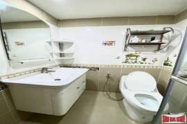 Beautiful 3-Storey House in Phrom Phong - 4 Bedrooms and 6 Bathrooms for Sale in Phrom Phong Area of Bangkok