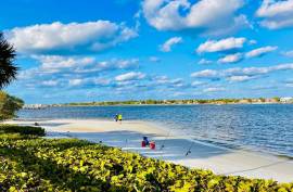 107, 107 Half Moon Circle A3, Hypoluxo, FL 33462