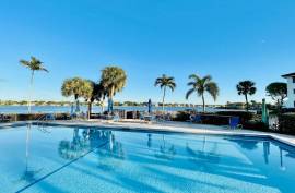 107, 107 Half Moon Circle A3, Hypoluxo, FL 33462