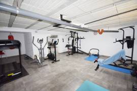 PRACHTIG LANDHUIS MET GEWELDIG UITZICHT OP DE BERG