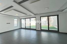 Modern Floor-to-Ceiling Villa | Prime Location