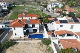 Detached 3 Bedroom house with Pool in Oroklini village