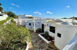 4 Bedroom Villa For Sale