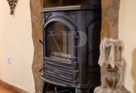 7 Bedrooms - Townhouse - For Sale