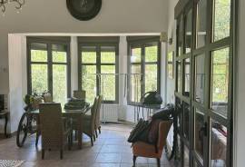 4 Bedrooms - Villa - For Sale