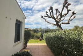 4 Bedrooms - Villa - For Sale