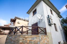 House 150 sq.m for sale