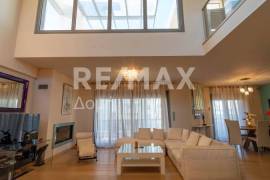 Building 540 sq.m for sale