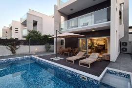 House (Detached) in Geroskipou, Paphos for Sale