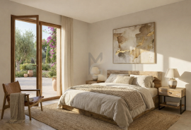 3-beds apartment with two terraces, in a condominium with swimming pool