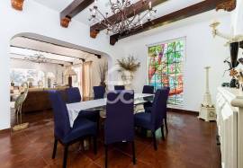 35-hectare estate with 3 houses and vineyards | Redondo, Évora 35-hectare estate with 3 houses and vineyards | Redondo, Évora