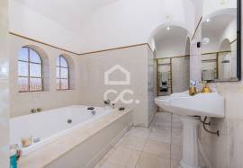 35-hectare estate with 3 houses and vineyards | Redondo, Évora 35-hectare estate with 3 houses and vineyards | Redondo, Évora