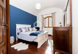 35-hectare estate with 3 houses and vineyards | Redondo, Évora 35-hectare estate with 3 houses and vineyards | Redondo, Évora