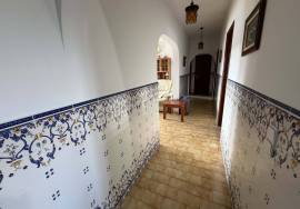 Charming Villa with Swimming Pool Located between Luz and Burgau