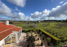 Charming Villa with Swimming Pool Located between Luz and Burgau
