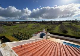 Charming Villa with Swimming Pool Located between Luz and Burgau
