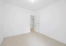 Renovated building with two 2 bedroom apartments in Portimão