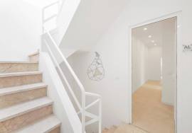 Renovated building with two 2 bedroom apartments in Portimão