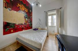 {|en|}Unique Investment Opportunity: Charming Building in the Heart of Portimão! 