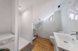 Refurbished House with Garage and Unobstructed View of the Arade Mountain and River - Lagoa