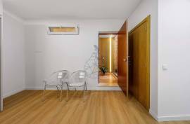 Refurbished House with Garage and Unobstructed View of the Arade Mountain and River - Lagoa