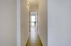 Rent - T1 Transformed into T2, Refurbished, Two Steps from Praia da Rocha