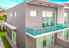 3 Bedroom Villa: An Elegant Getaway on Madeira Island