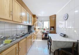 Apartment in excellent city area with attic use