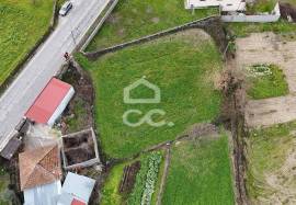 Rustic land with 1040m2 in Chaves next to Nacional 103