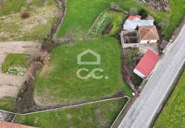 Rustic land with 1040m2 in Chaves next to Nacional 103
