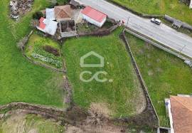 Rustic land with 1040m2 in Chaves next to Nacional 103