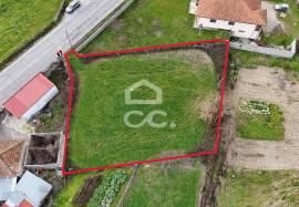 Rustic land with 1040m2 in Chaves next to Nacional 103