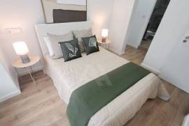 Apartamento T3 Remodelado em Penha de França