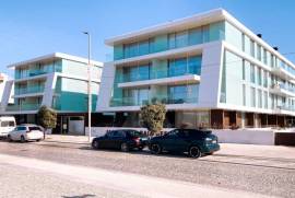 Apartamento T1 com varanda em São Martinho do Porto