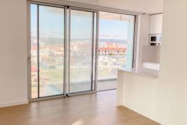 Apartamento T1 com varanda em São Martinho do Porto