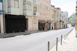 Loja Totalmente Remodelada em Lisboa