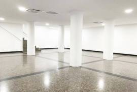 Loja Totalmente Remodelada em Lisboa