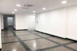 Loja Totalmente Remodelada em Lisboa