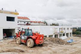 Apartamento T1 em Condomínio Fechado em Leiria