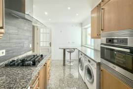 Apartamento T3 em Cascais com Vista Mar