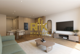 1 bedroom apartment with pool view