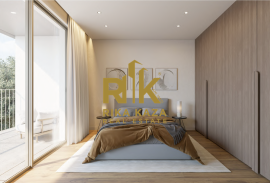 1 bedroom apartment with pool view