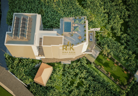 2 bedroom apartment with sea view
