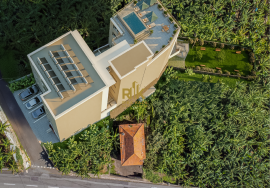 2 bedroom apartment with sea view