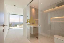 Luxury 3+1 bedroom villa with infinity pool and panoramic views