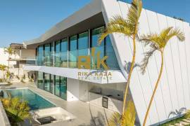 Luxury 3+1 bedroom villa with infinity pool and panoramic views